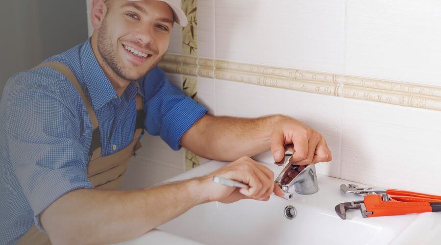 Handle or spout repair in Corder, MO
